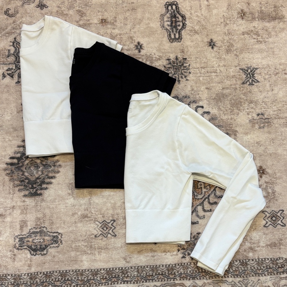 AEO Offline workout shirt bundle